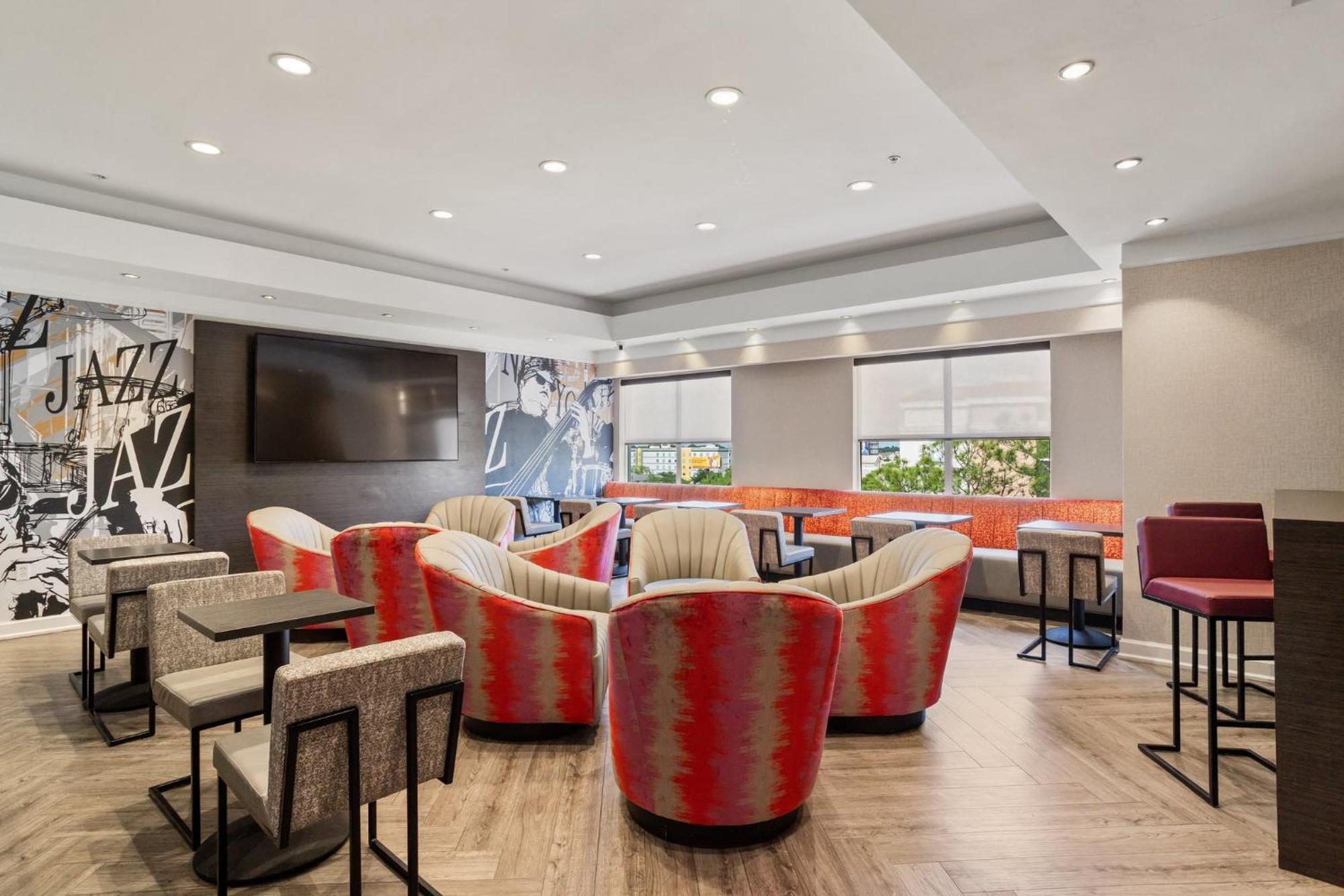 Holiday Inn Baton Rouge College Drive I-10 By Ihg Eksteriør billede